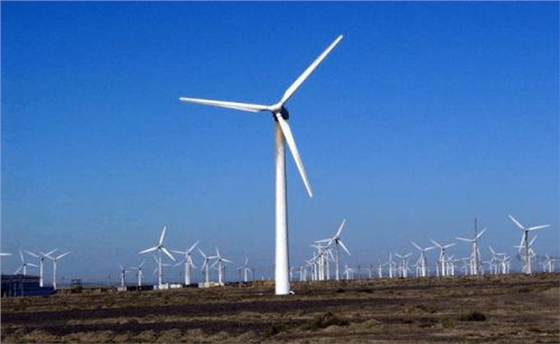 成片的風電站，已然成為一道風景。